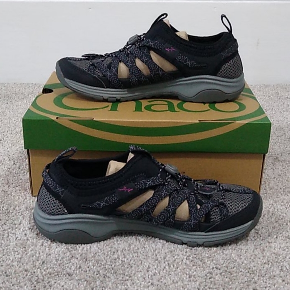 Chaco Outcross Evo 1 Hiking Shoe - Picture 2 of 9